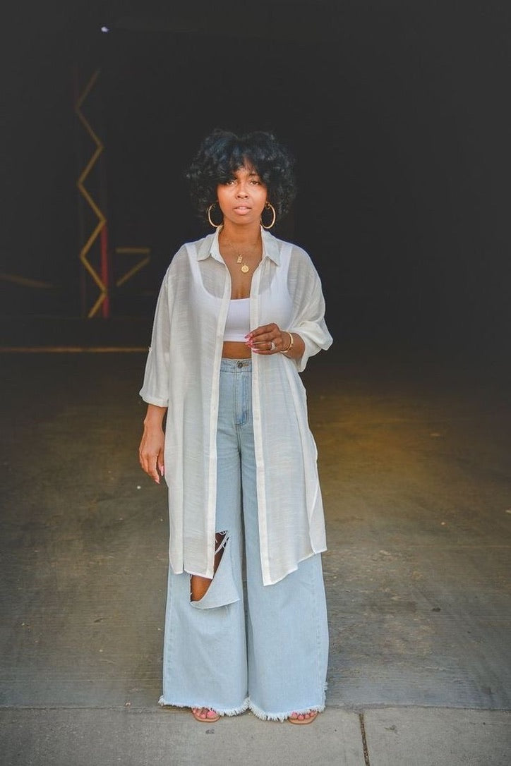 FB SISTER KNEE RIPPED WIDE LEG JEANS - UK 6