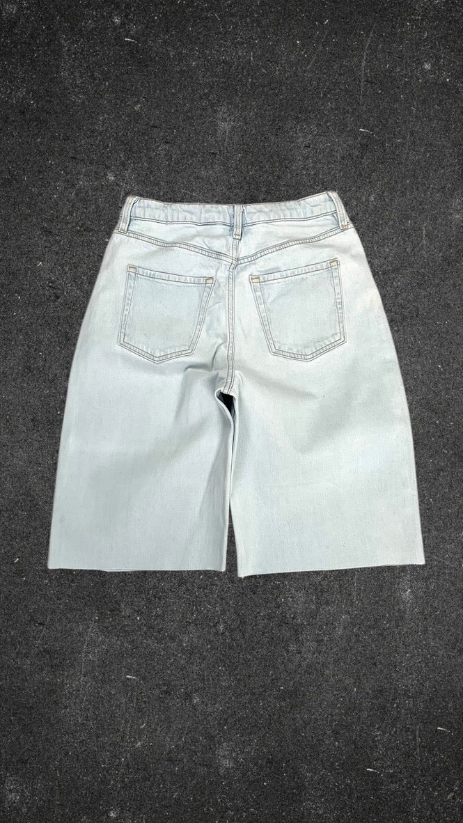 H&M ADJUSTABLE WAIST BERMUDA SHORTS - UK 4