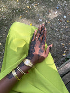 BLACK DETAILED EASY ADJUSTABLE FLAT CRESCENT RETRO ARMLETS