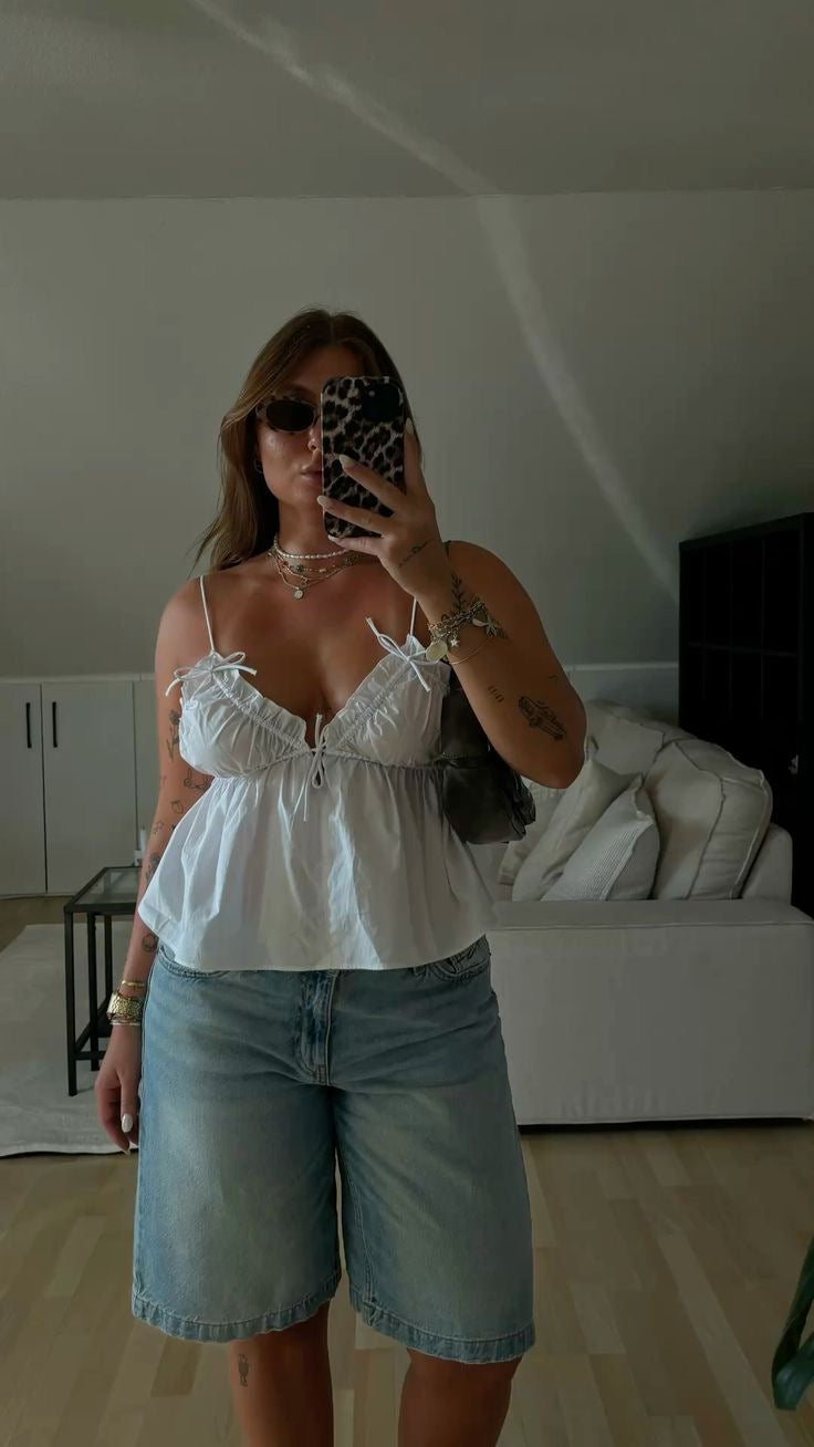 UNIVERSAL THREAD RAW HEM BERMUDA SHORTS - UK 16