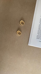 ELLIPTICAL HONEY CURVED  U SHAPED HOOP EARRING