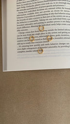 DETAILED MINI HUGGIE HOOP EARRINGS