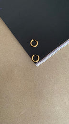 FORMATION MINI ROUND HARLOW HOOP EARRINGS