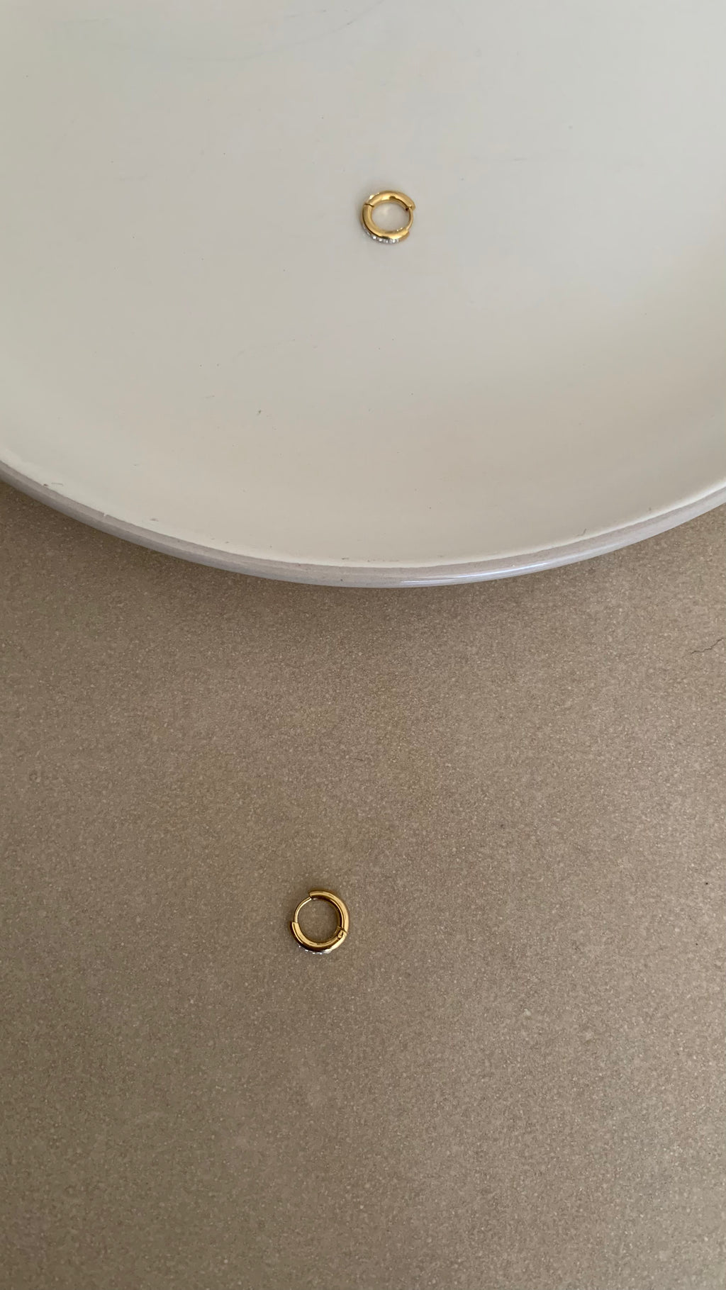 HONEY HUGGIES STONE HOOP EARRINGS