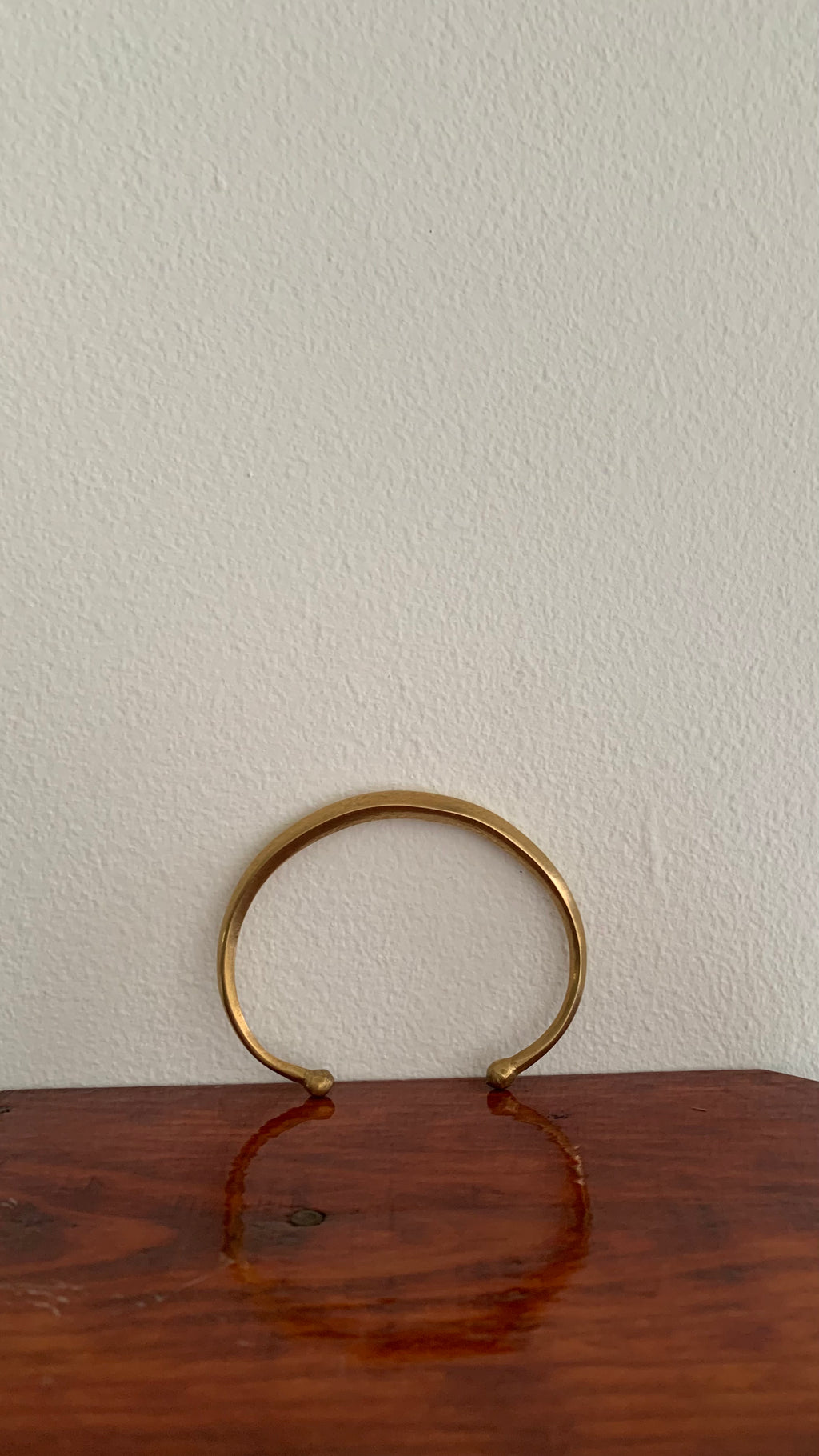 PLAIN BEVELED RETRO ARMLET