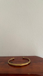 PLAIN BEVELED RETRO ARMLET