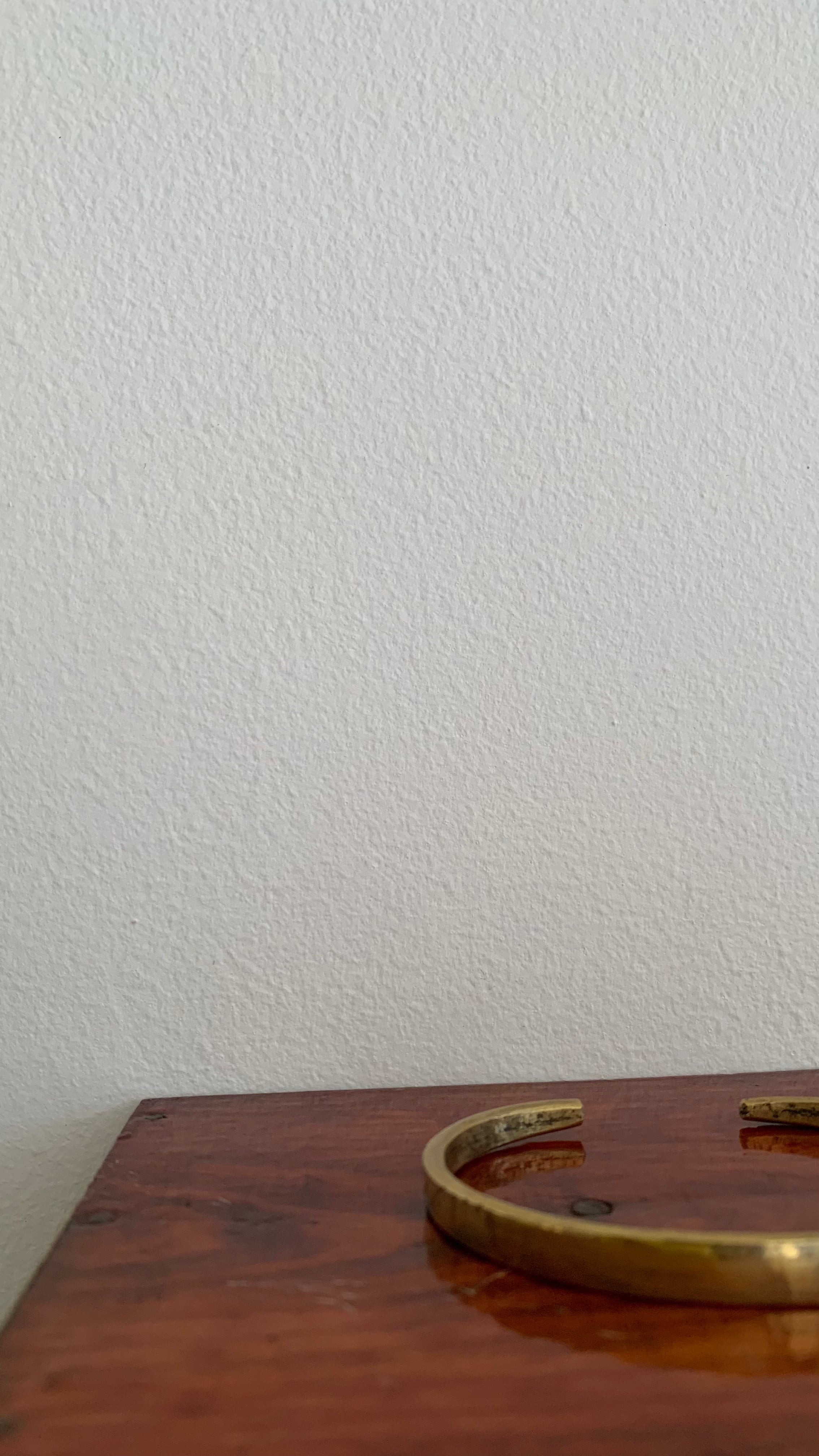 DETAILED  EASY ADJUSTABLE RETRO ARMLET