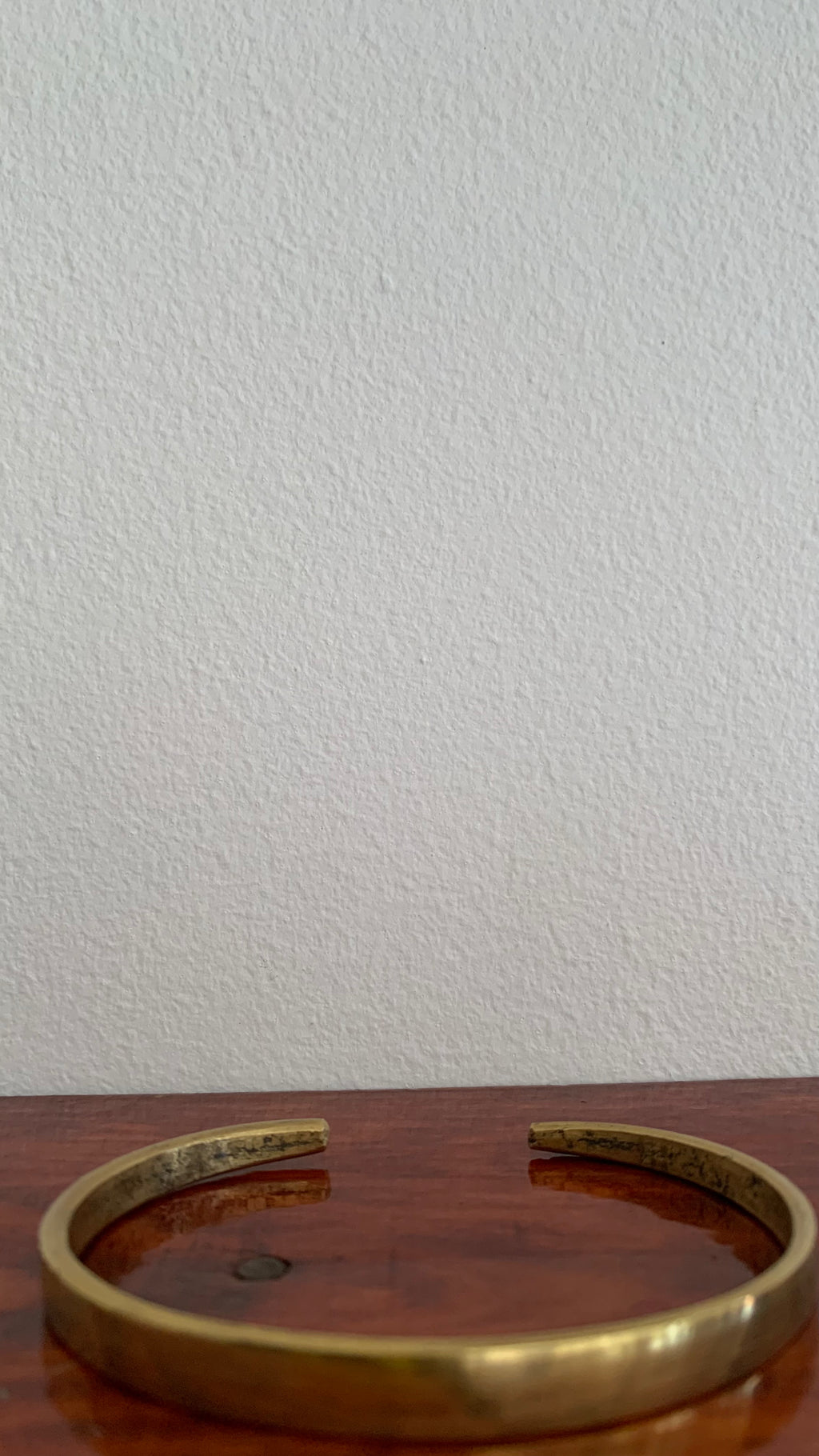 DETAILED  EASY ADJUSTABLE RETRO ARMLET