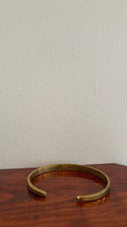 DETAILED  EASY ADJUSTABLE RETRO ARMLET