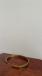 DETAILED  EASY ADJUSTABLE RETRO ARMLET