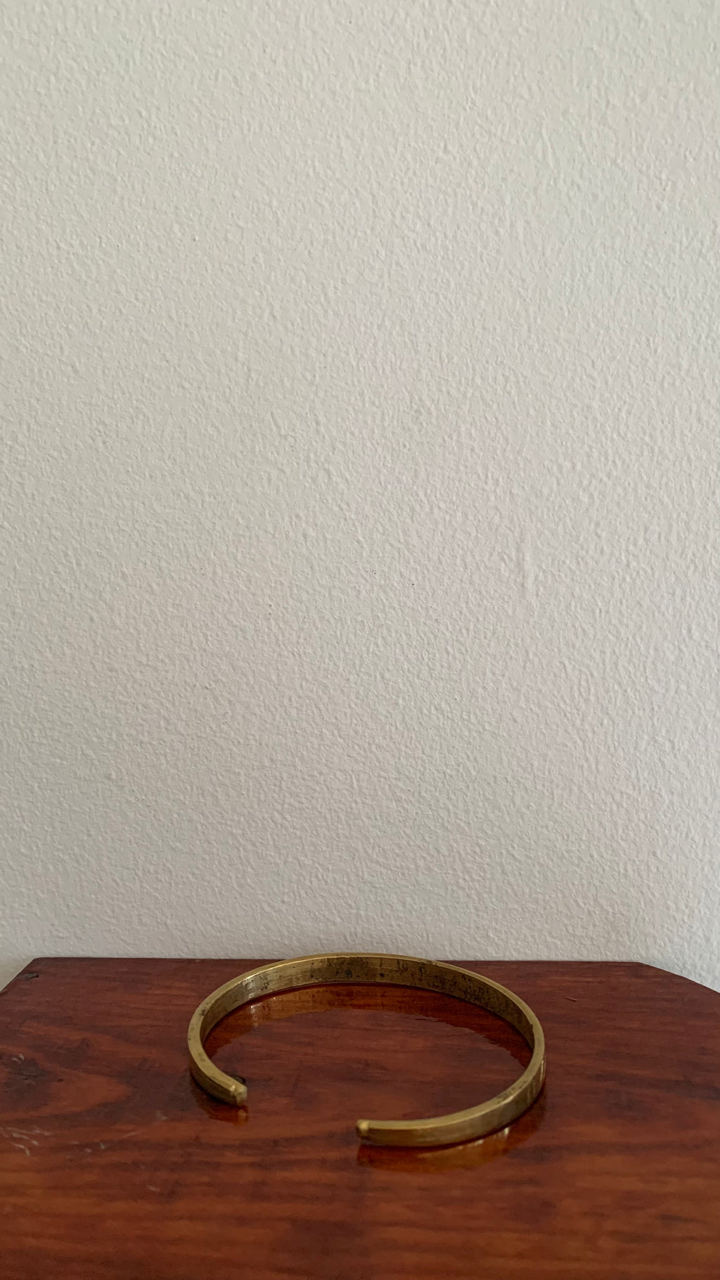 DETAILED  EASY ADJUSTABLE RETRO ARMLET