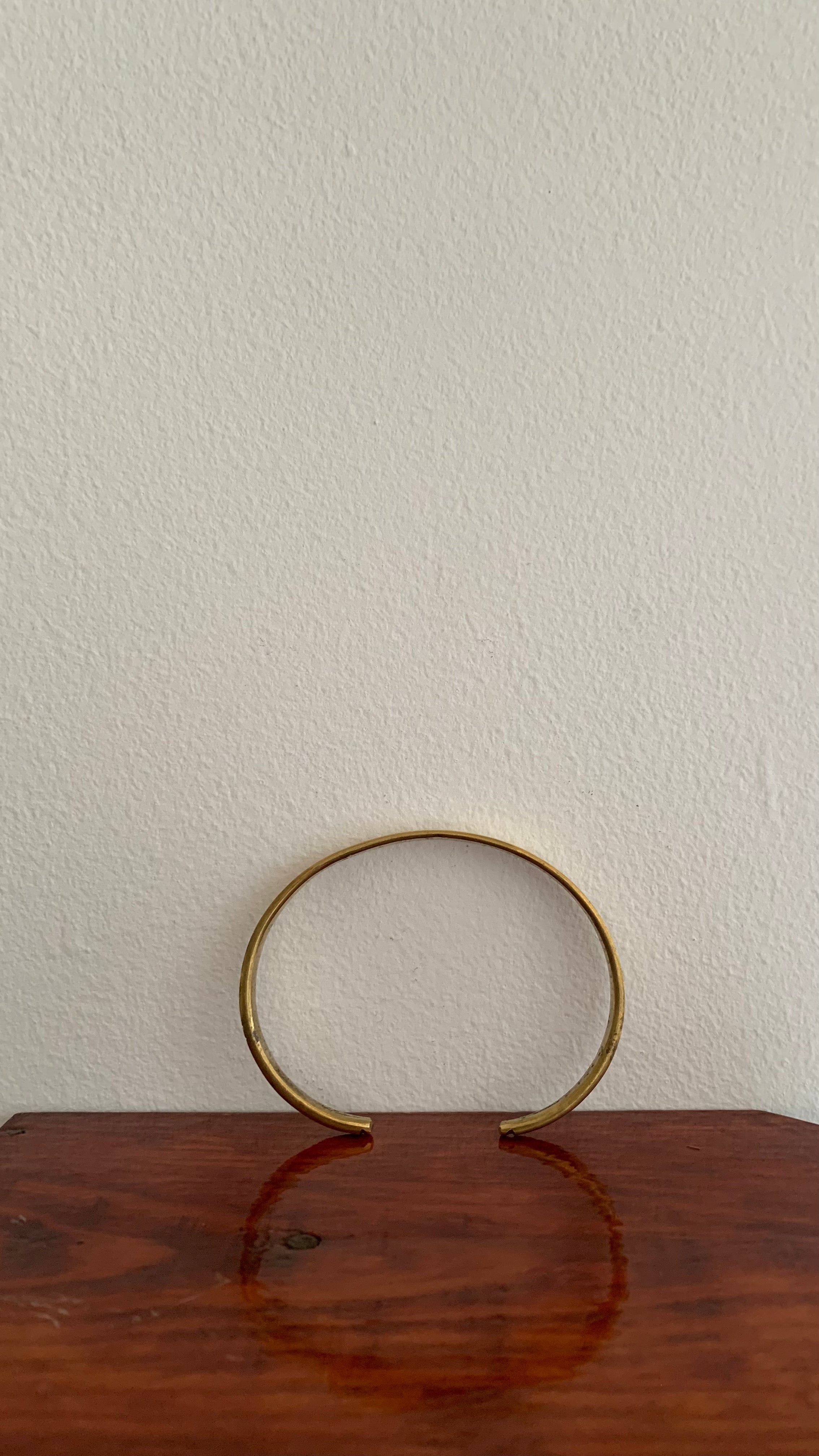 DETAILED  EASY ADJUSTABLE RETRO ARMLET