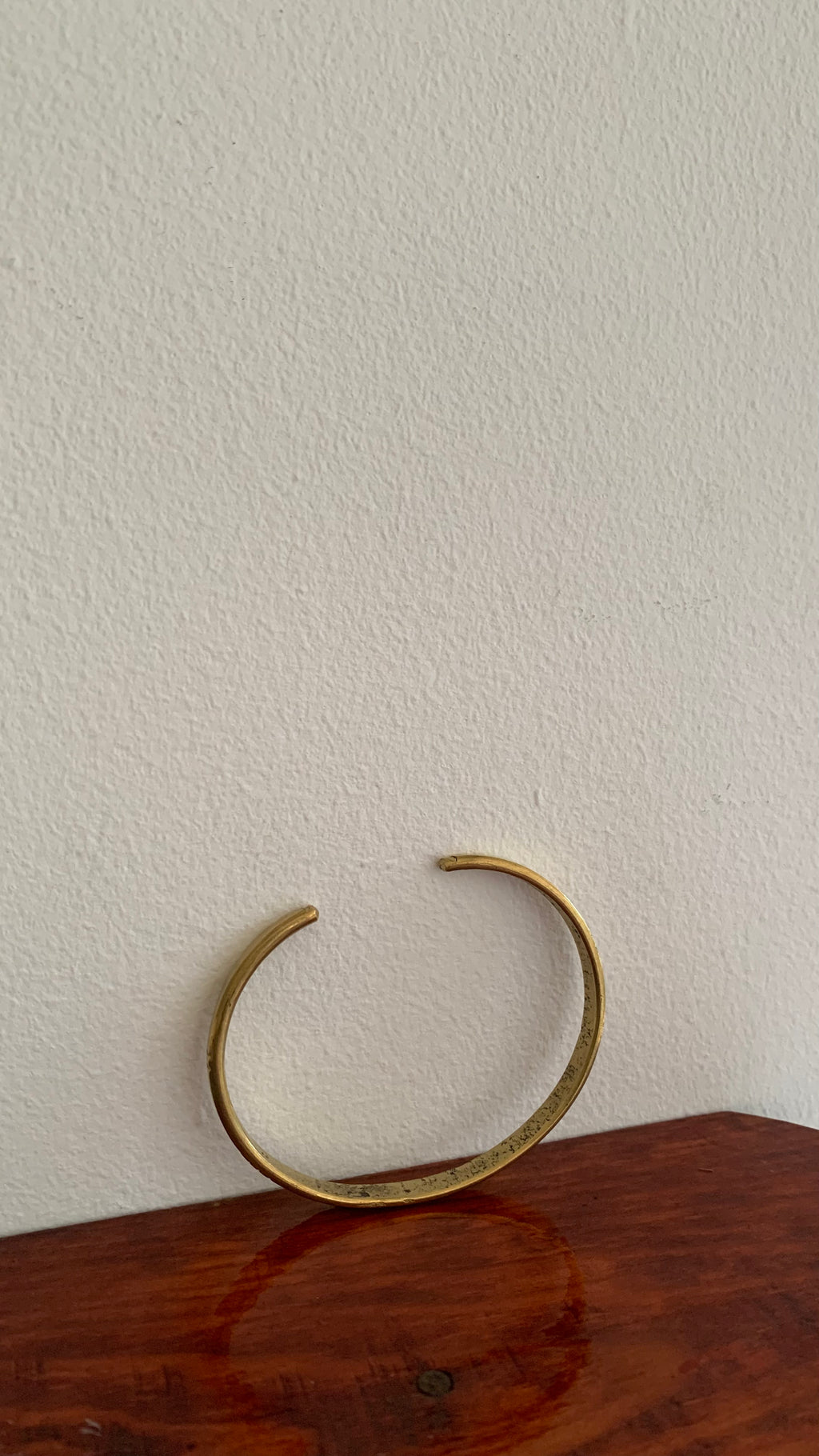 DETAILED  EASY ADJUSTABLE RETRO ARMLET