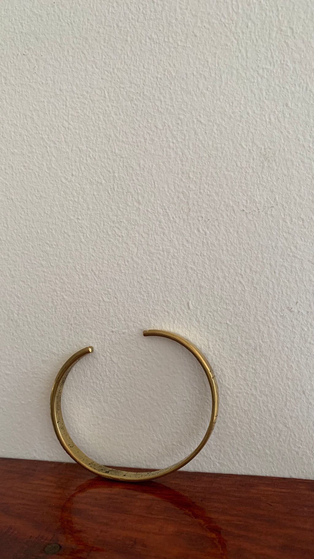 DETAILED  EASY ADJUSTABLE RETRO ARMLET