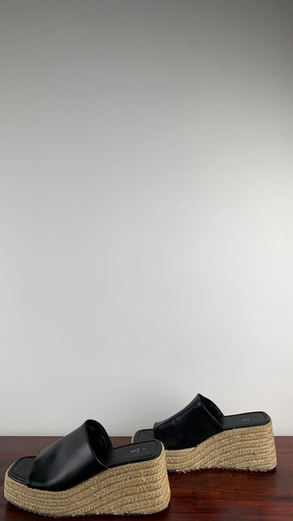 TU WEDGE PALTFORM MULE - UK 6 - EU 39