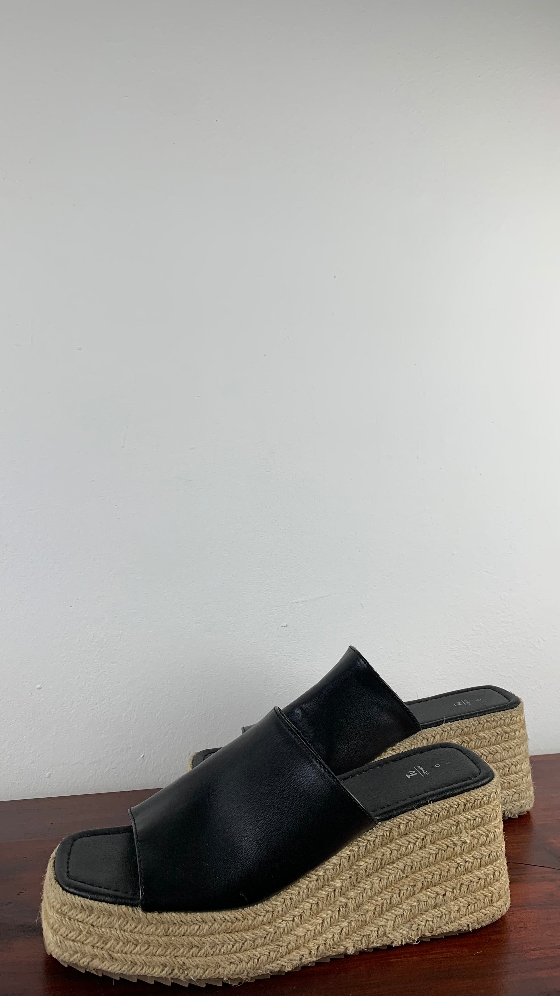 TU WEDGE PALTFORM MULE - UK 6 - EU 39