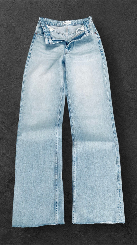 ZARA WIDE LEG JEANS