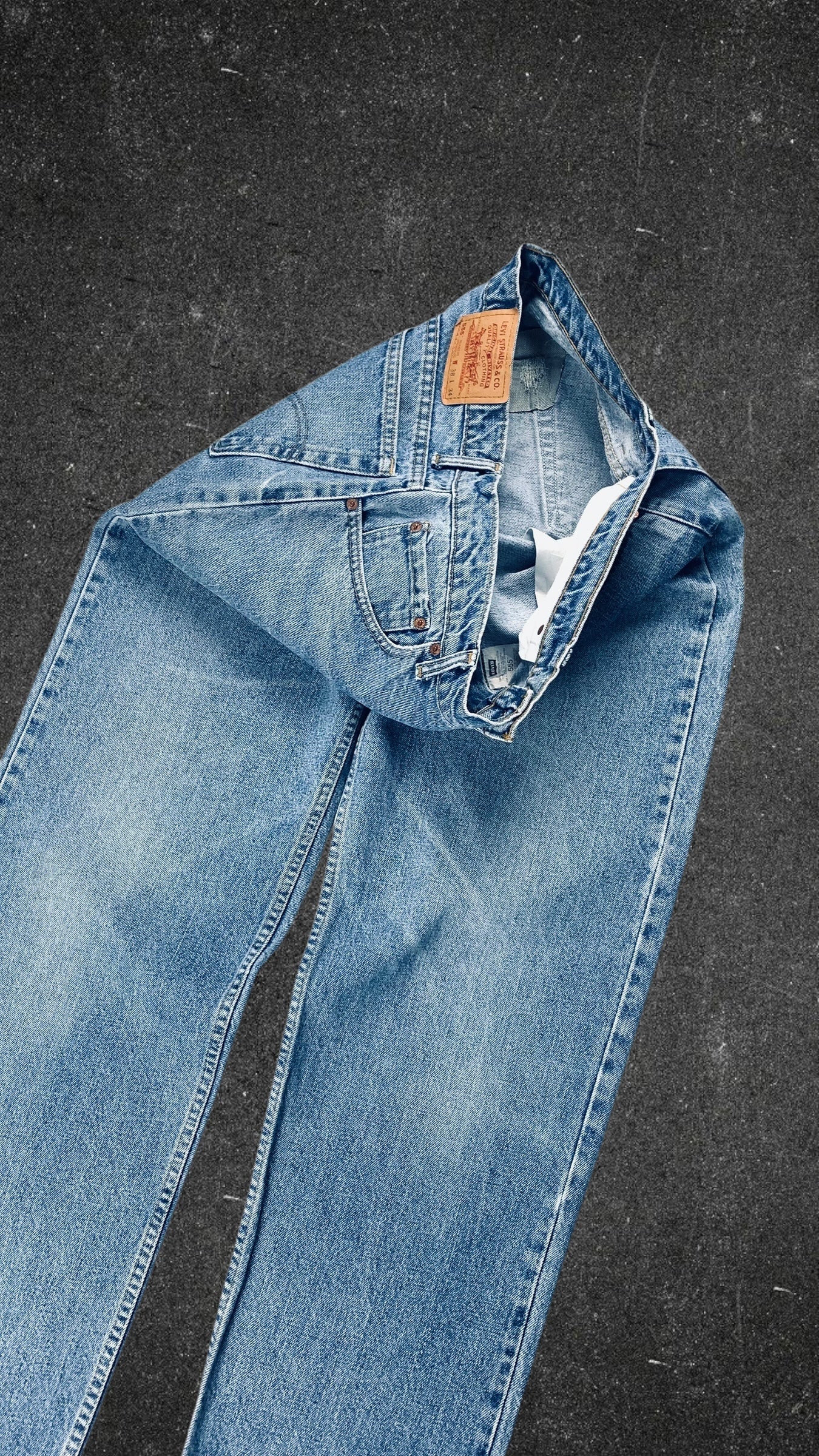 LEVI STRAUSS 555 MID WAIST STRAIGHT LEG VINTAGE JEANS - UK 14