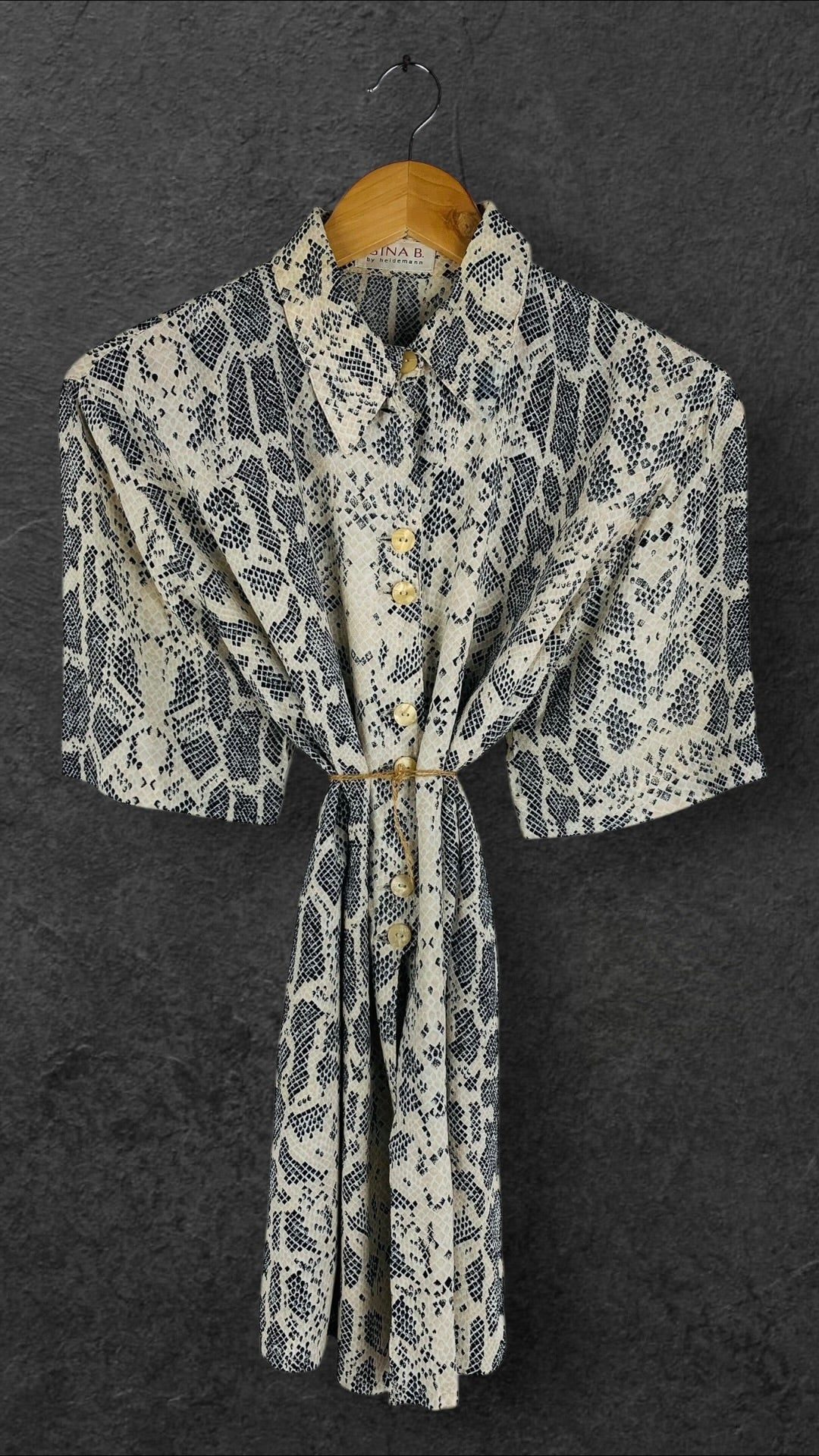 GINA B. BUTTON UP VINTAGE SHIRT