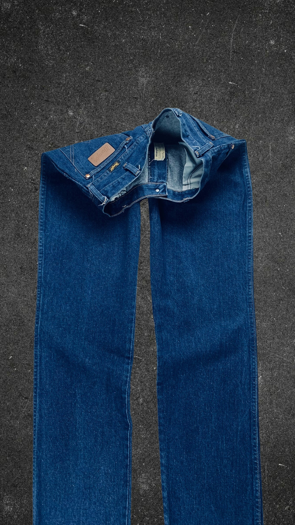WRANGLER STRAIGHT LEG VINTAGE JEANS - UK 12