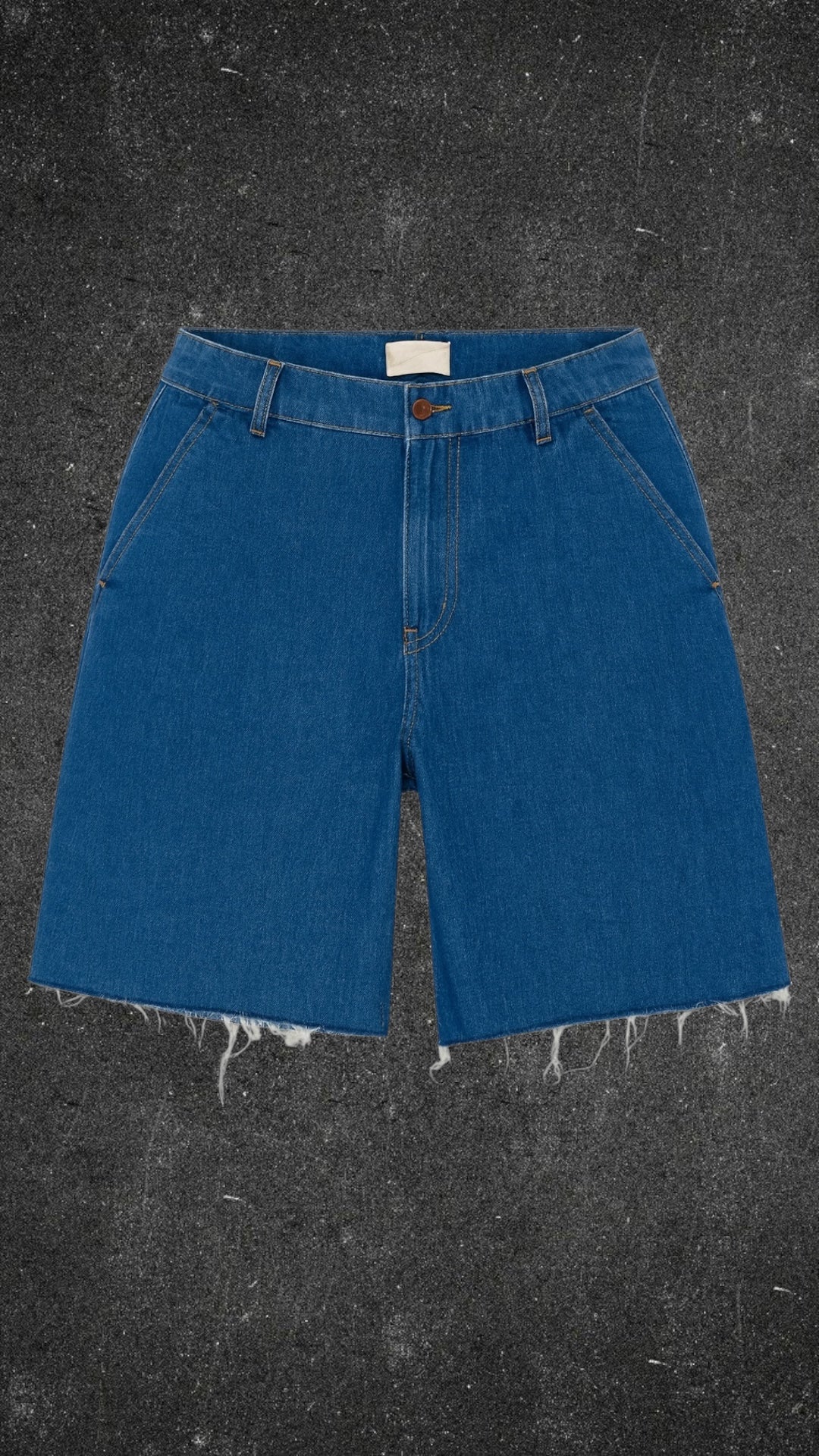 UNIVERSAL THREAD RAW HEM BERMUDA SHORTS - UK 16