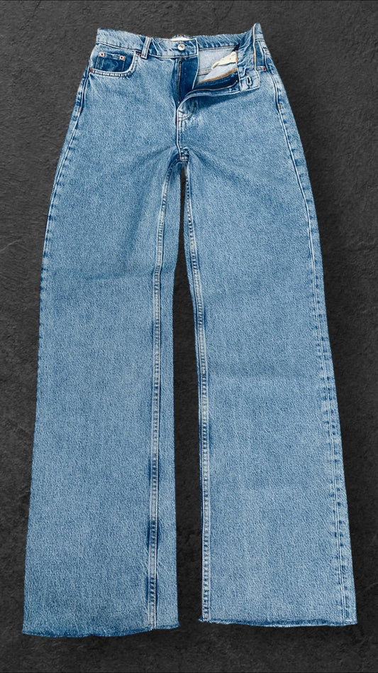 ZARA WIDE LEG JEANS