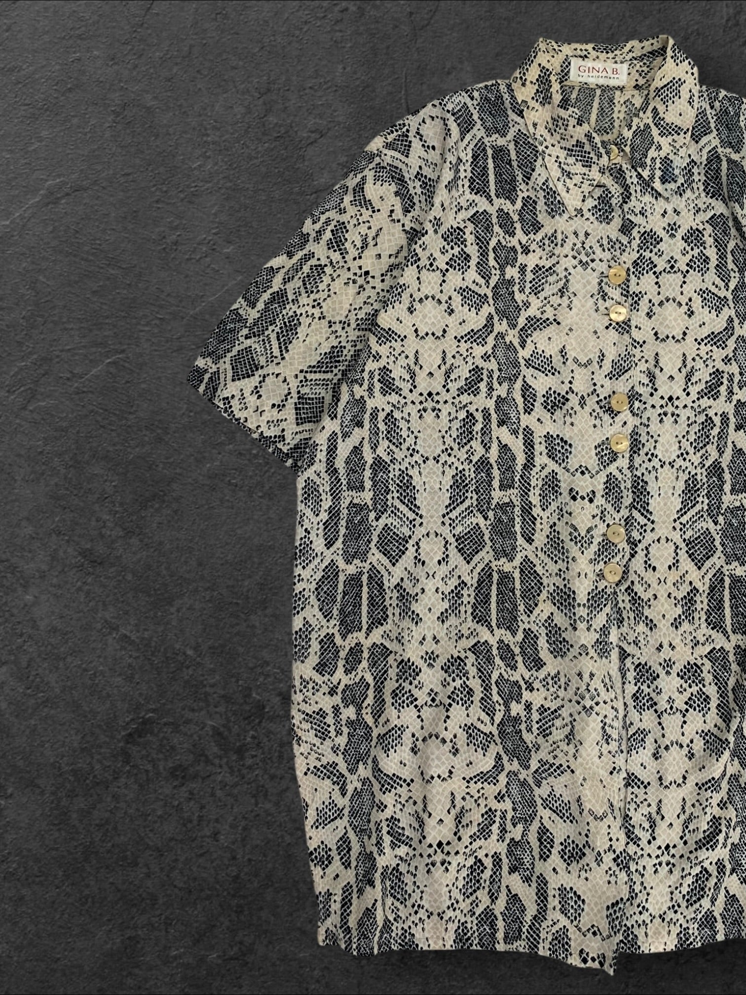 GINA B. BUTTON UP VINTAGE SHIRT