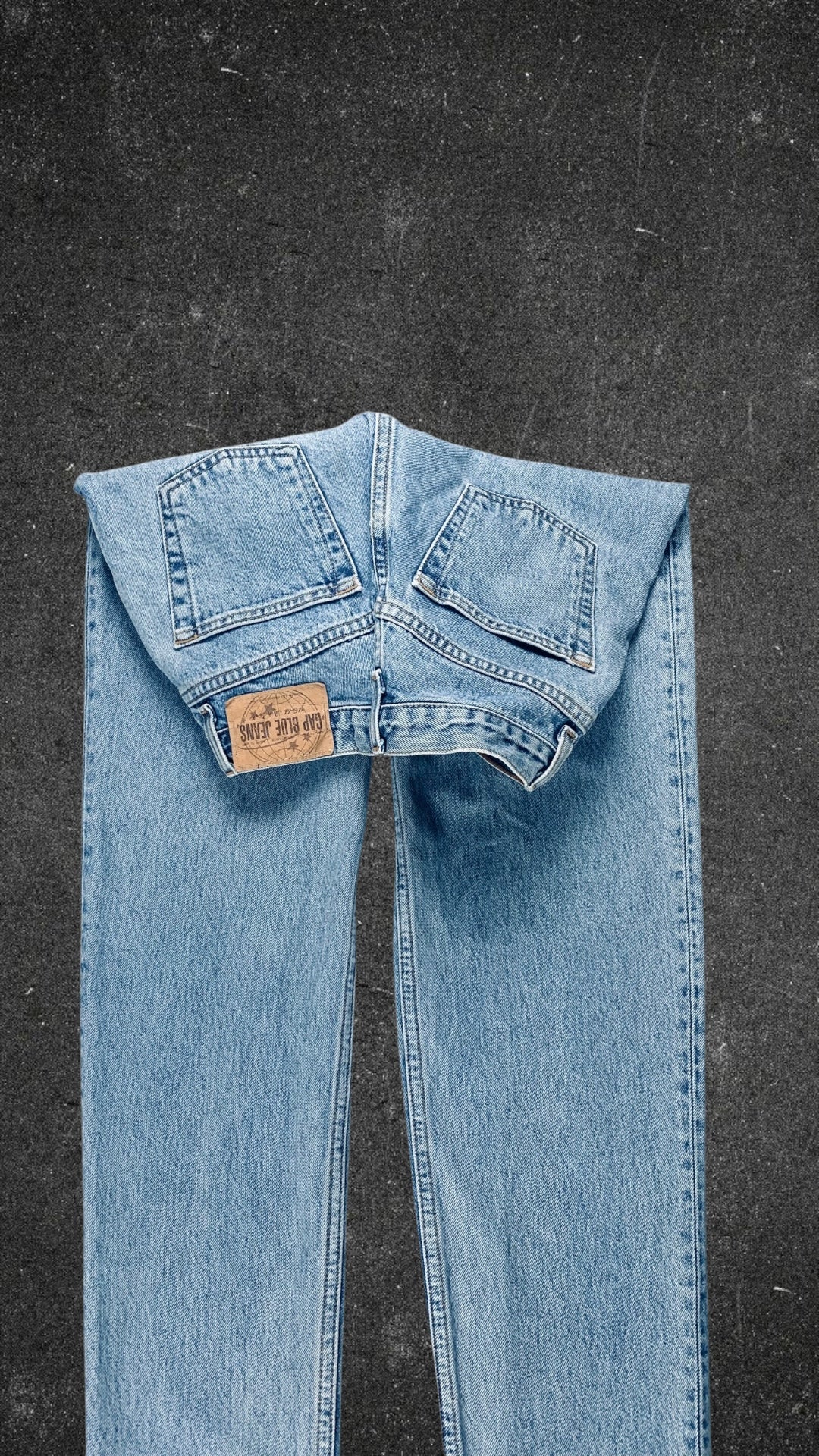 GAP BLUE REVERSE FIT MOM VINTAGE JEANS - UK 8