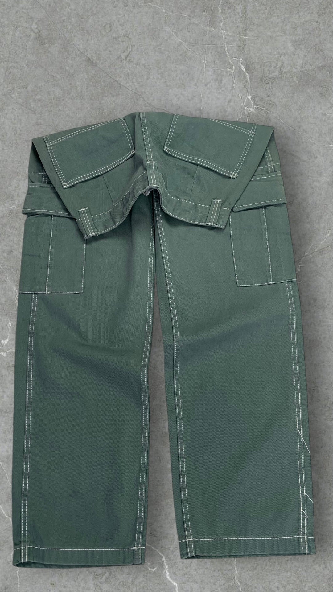 BERSHKA WIDE LEG CARGO JEANS