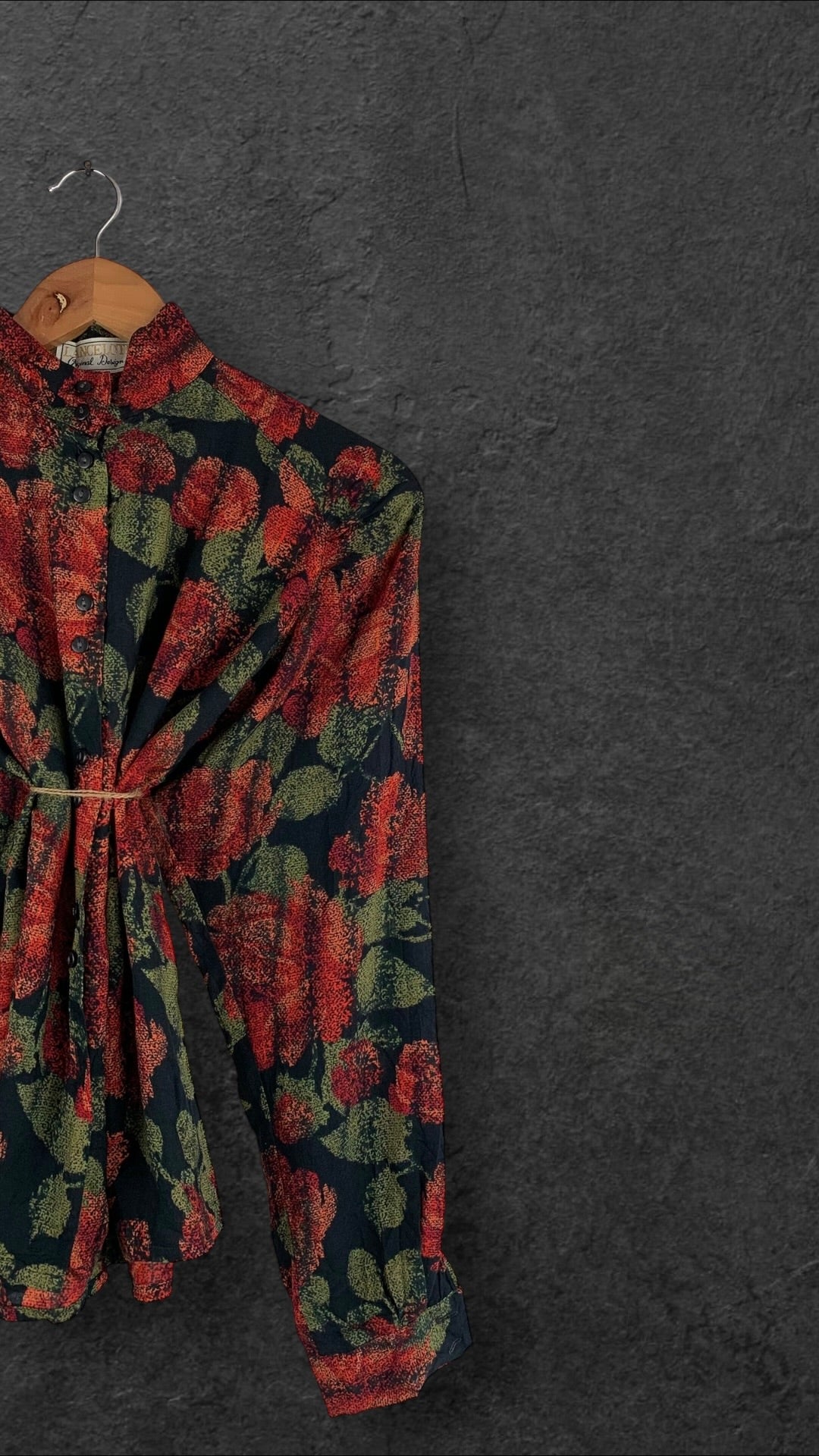 LANCELOTE BUTTON UP VINTAGE SHIRT