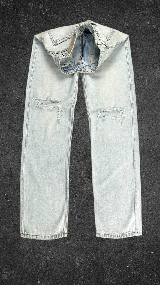 FB SISTERS RIPPED KNEE STRAIGHT LEG JEANS - UK 4